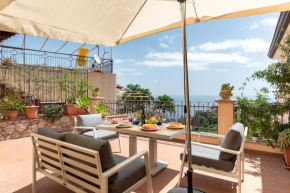 Taormina Panoramic Apartment with Parking Taormina